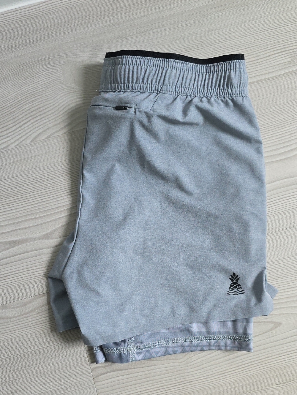 Chubbies Light Gray Swim Trunks Boy Size M 10-12